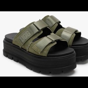 UGG “ Clem” Sandal , 9